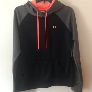 Under Armour hoodie size medium